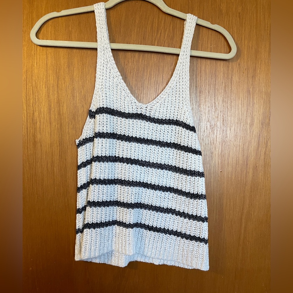 Knit Crop Top size Large
